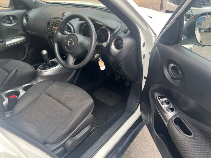 NISSAN JUKE